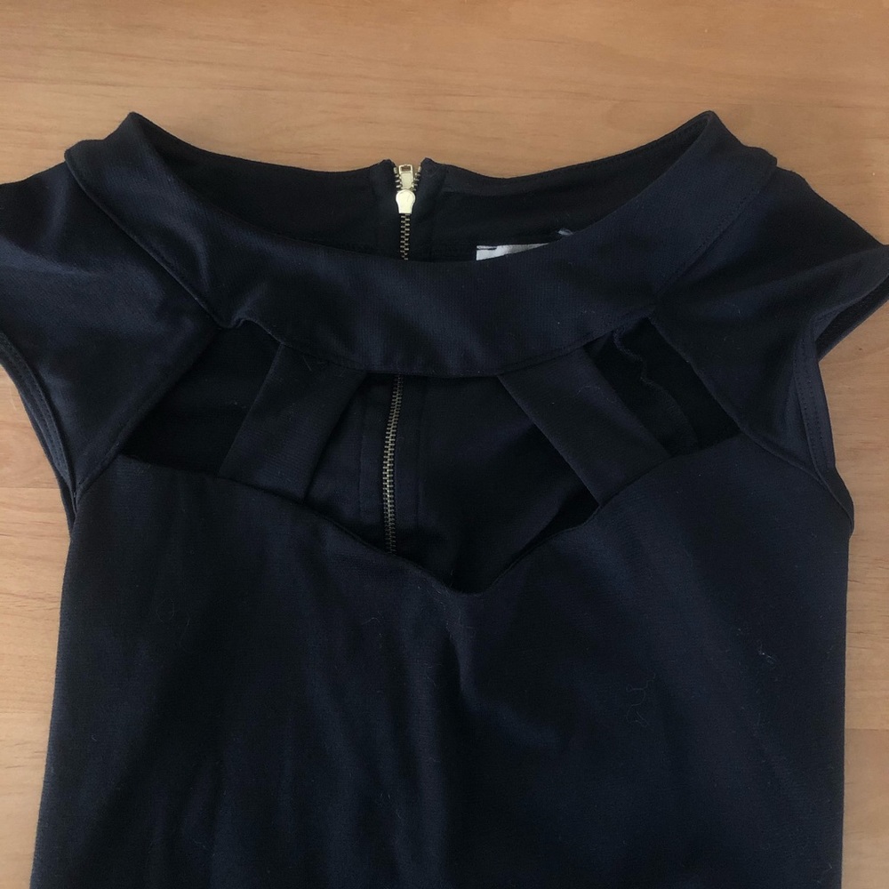 Black crop top